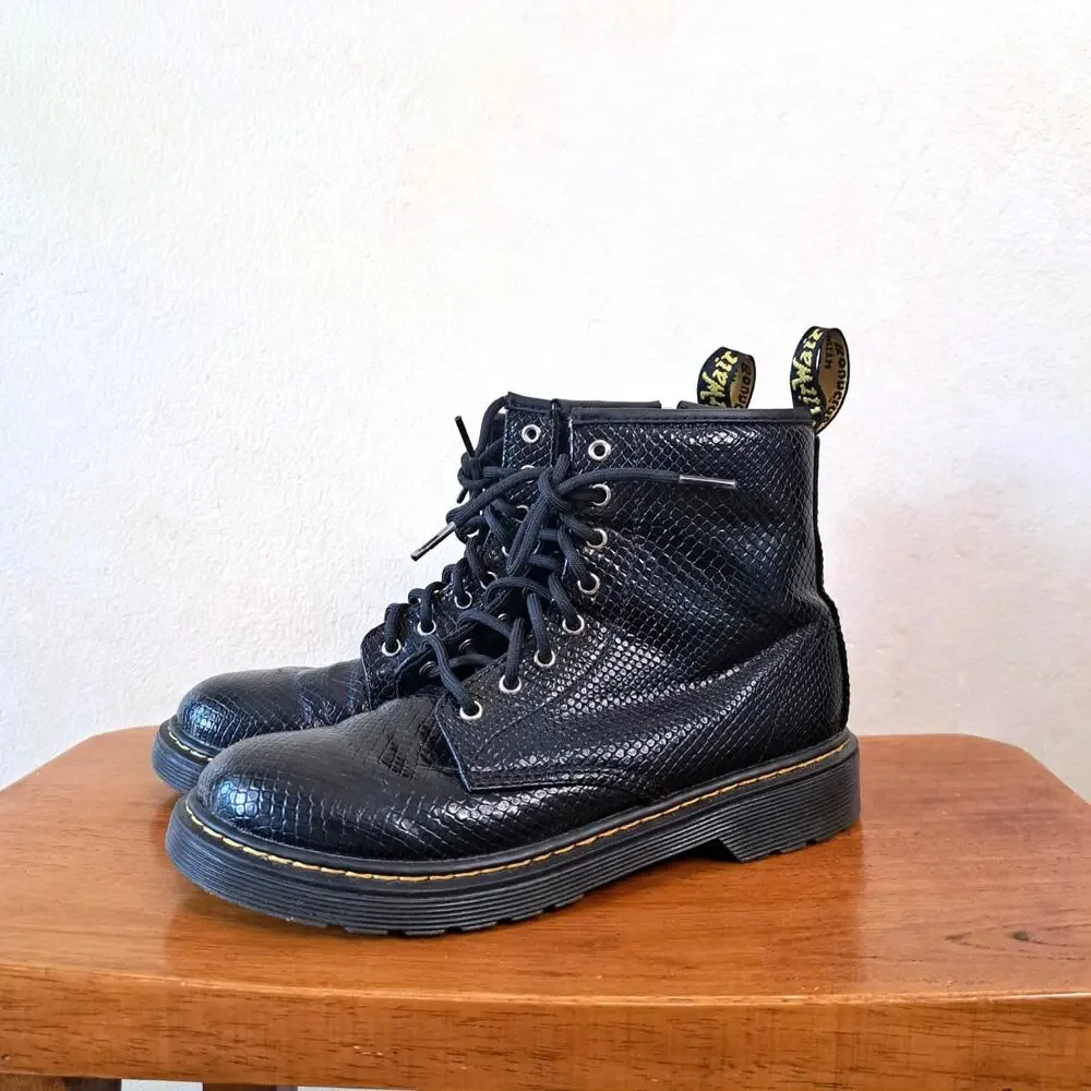 DR MARTENS Black Junior 1460 Reptile Emboss Lace Up Combat Boots Women 5 / Jr 4